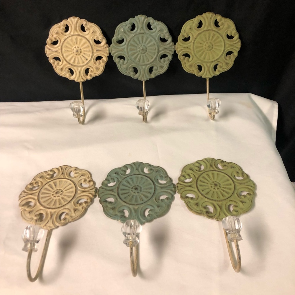 Decorative wall hangers